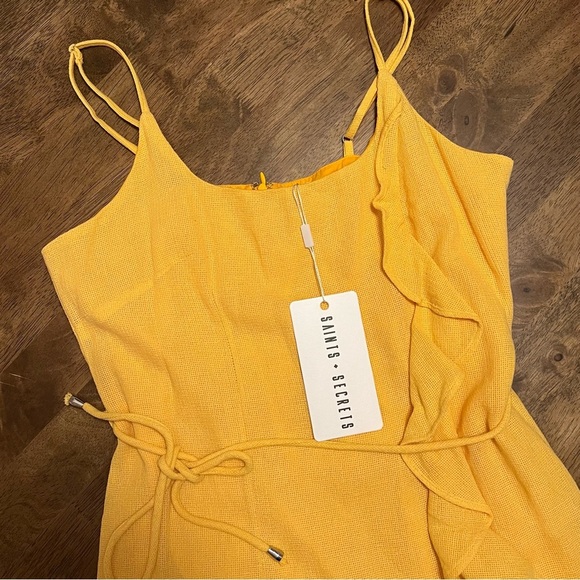 NWT Saints & Secrets Hart Flowy Chiffon Yellow Ruffle Mini Dress Yellow Sz Large - Picture 5 of 12